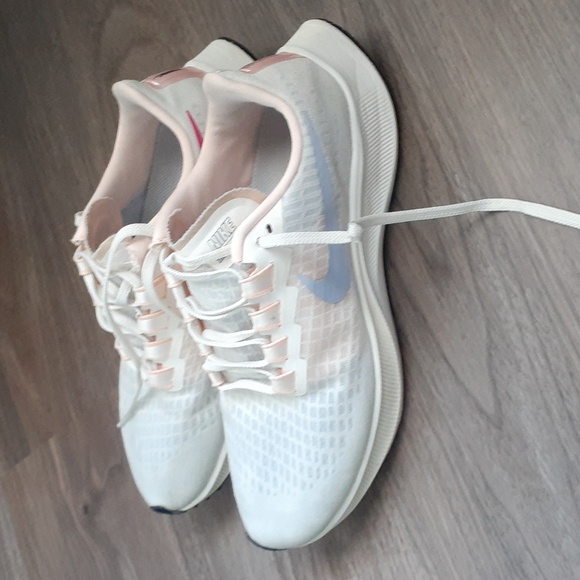 NIKE Zoom Pegasus 37 - Picture 1 of 12